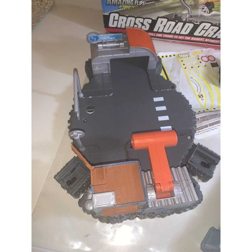 Hot Wheels this crossroads